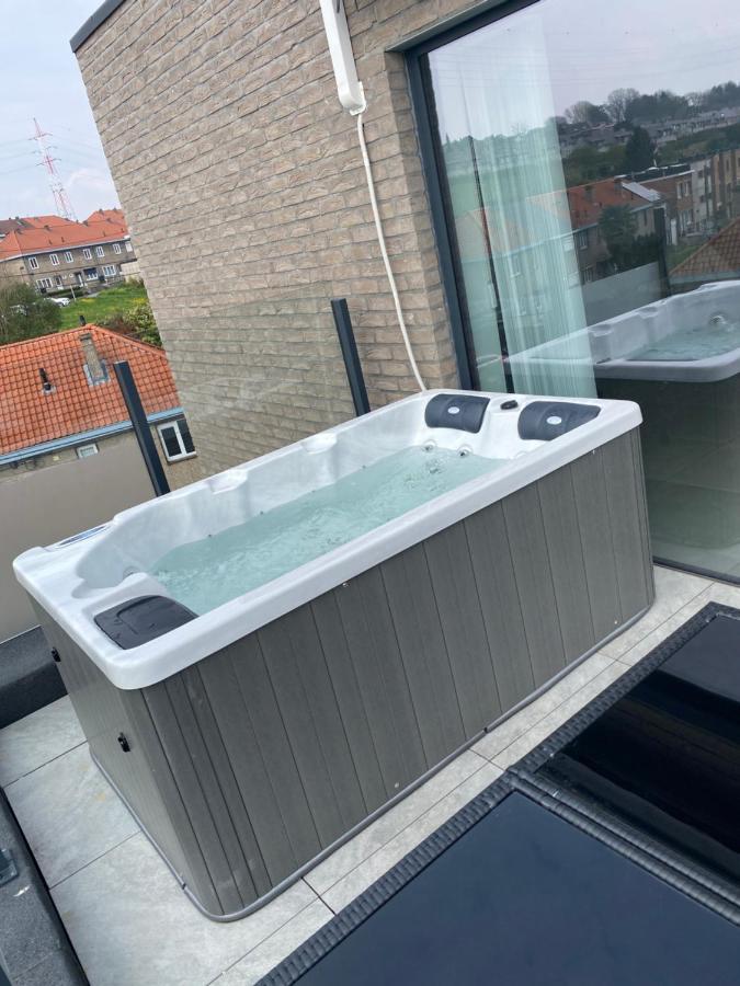 Liege Luxe & Jacuzzi Sous Les Etoiles Apartment Saint-Nicolas  Exterior photo