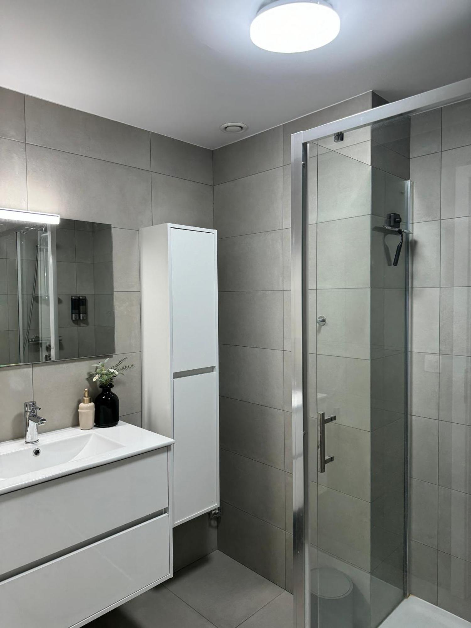 Liege Luxe & Jacuzzi Sous Les Etoiles Apartment Saint-Nicolas  Exterior photo