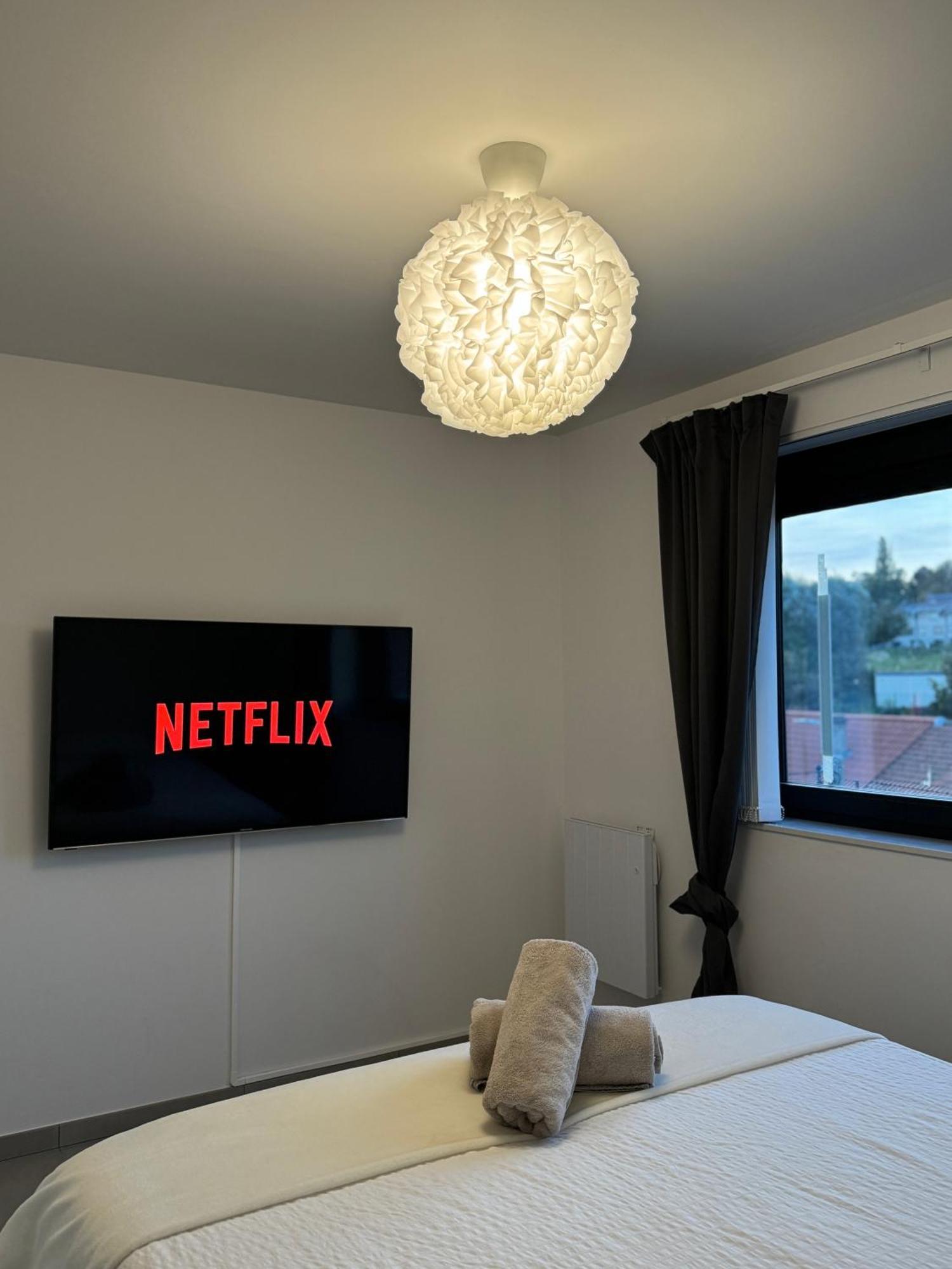 Liege Luxe & Jacuzzi Sous Les Etoiles Apartment Saint-Nicolas  Exterior photo